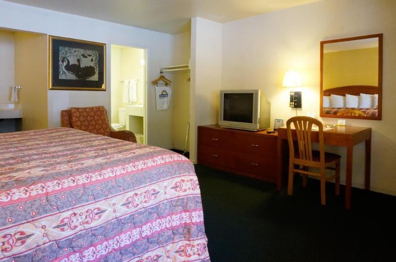 Hotel Mission And 2*